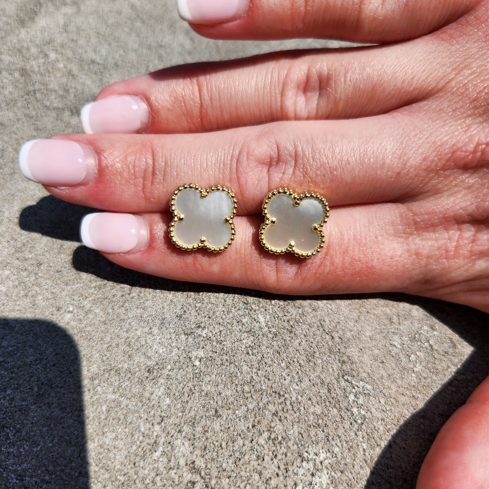Van Cleer inspired Earrings